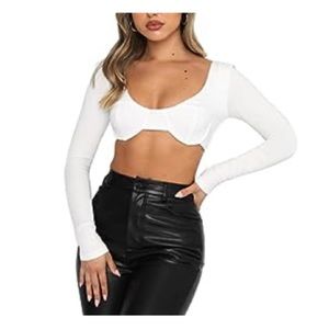 White long sleeve going out top